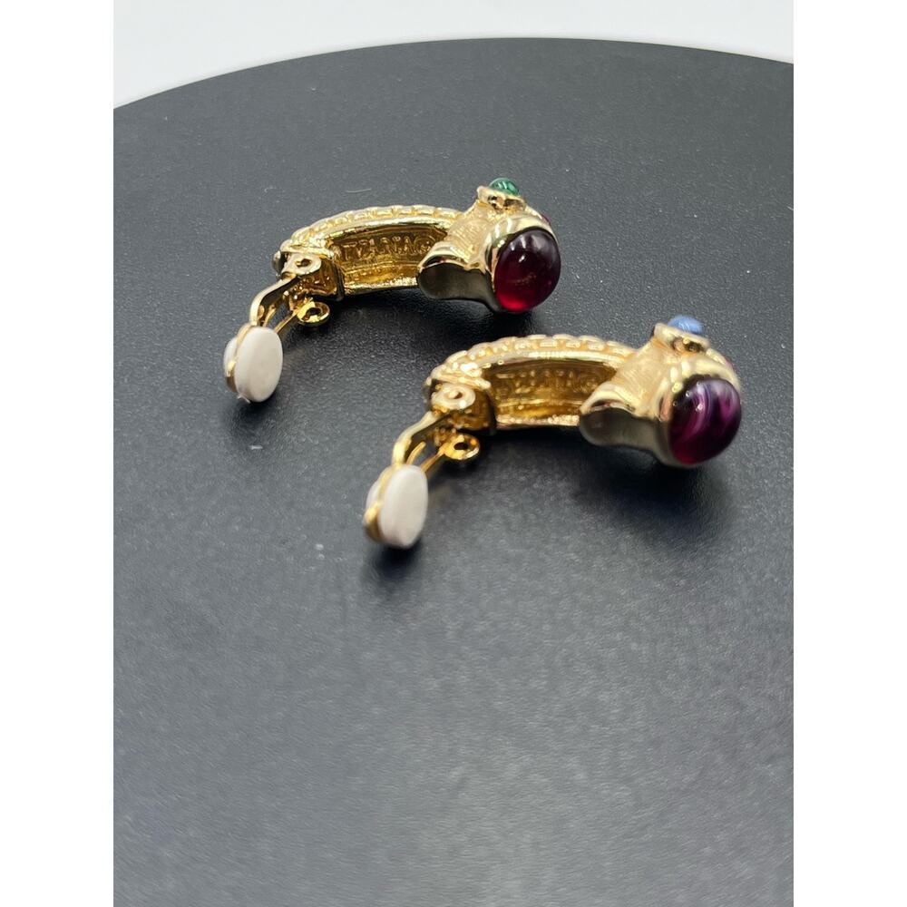 Ivana Trump Vintge Classic Jewel Colored Cabochons Clip On Earrings - Picture 9 of 11